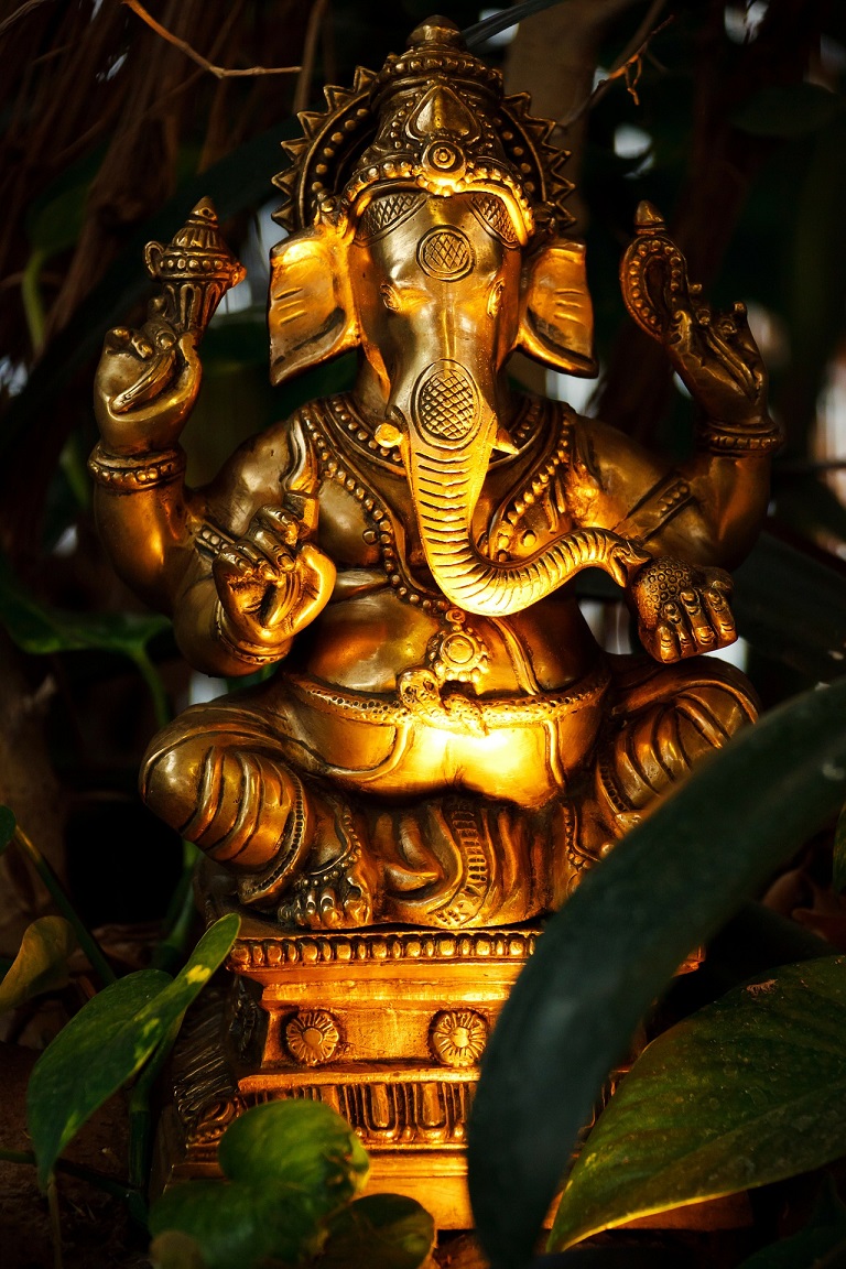 Ganest le dieu a tete d'elephant